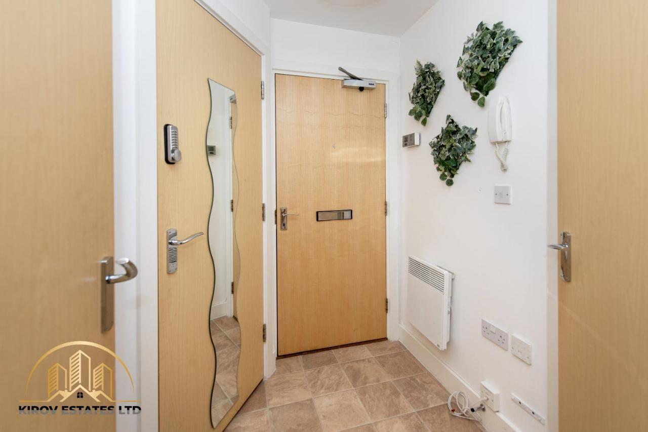 Aphrodite Apartment - The Lust Of Town Southampton Exterior photo